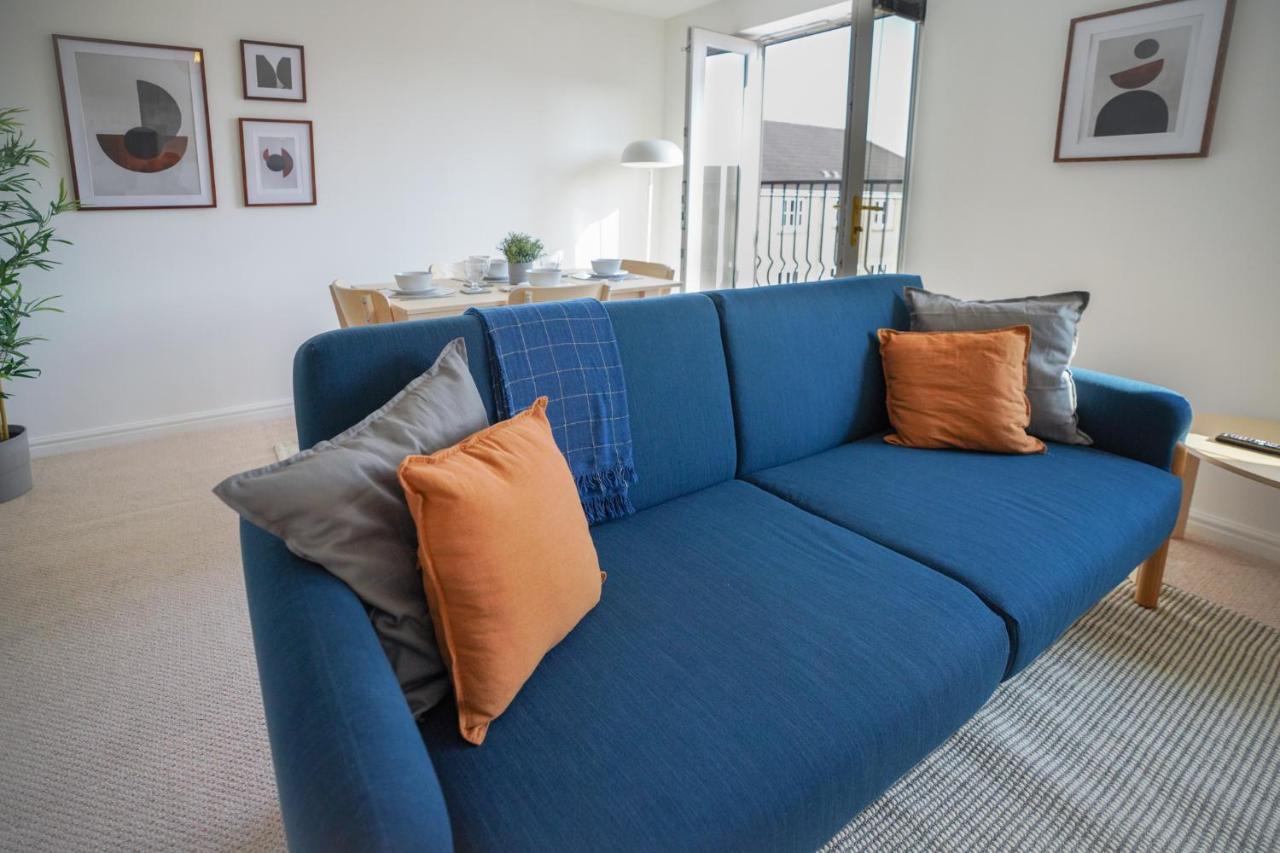 Stylish Apartment With Private Parking Cardiff Extérieur photo