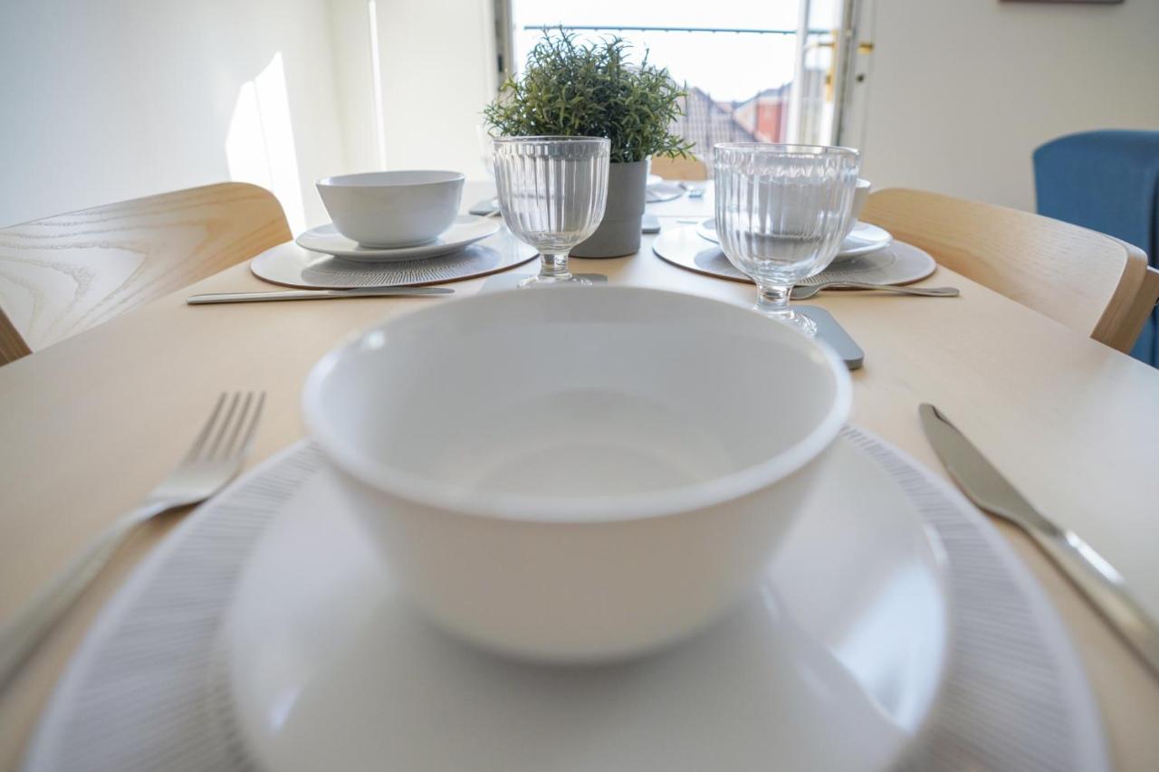 Stylish Apartment With Private Parking Cardiff Extérieur photo