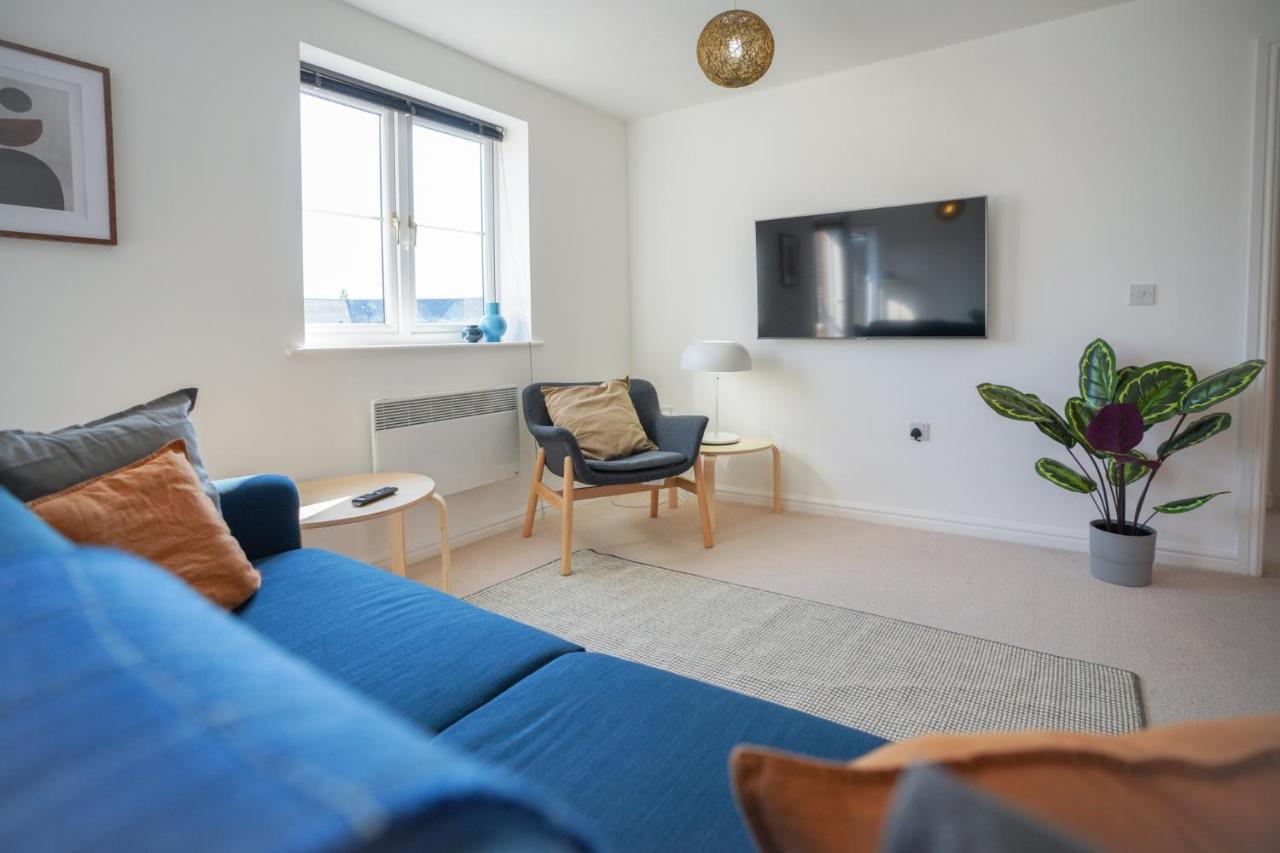 Stylish Apartment With Private Parking Cardiff Extérieur photo